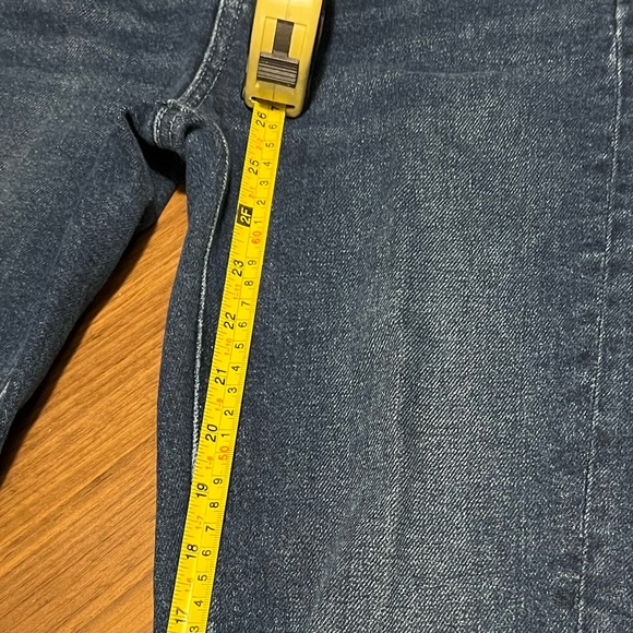 Loft Denim- Slim Pockets, high waist, flare crop- size 00 - Picture 6 of 9